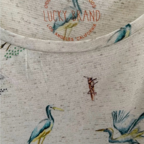 BRAND NEW with Tags Lucky Brand Womens birds shirt Large
Hard to find!! - Picture 3 of 3